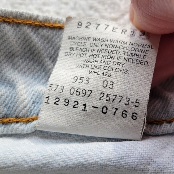 Levi's Vintage Orange Tab 90's 512-912 Slim Fit Cut Off Denim Shorts- Light Wash - Picture 6 of 8